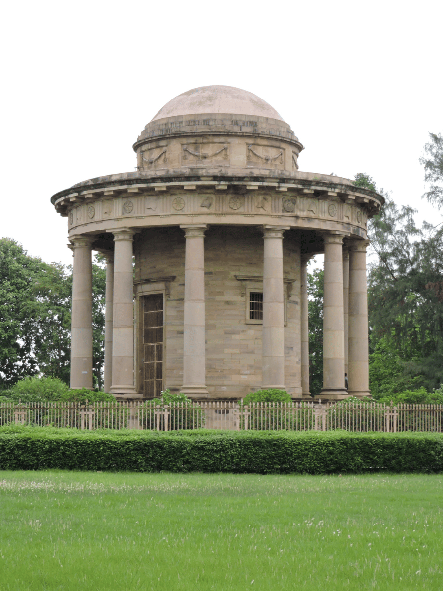 Lord Cornwallis Tomb