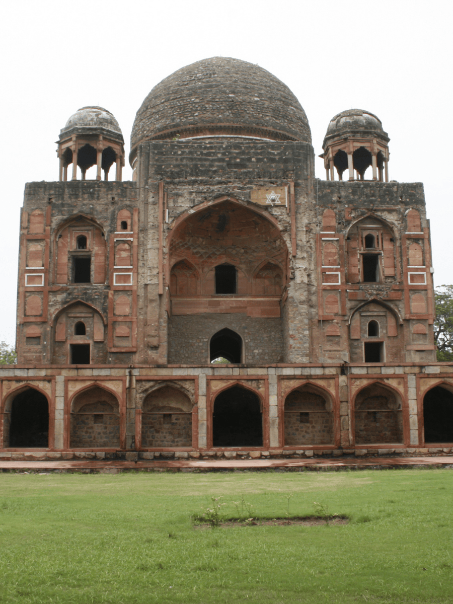 Khan-I-Khana
