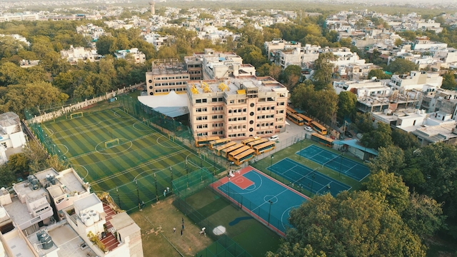 Gallant Play Arena GK2, padel court in Chittaranjan Park