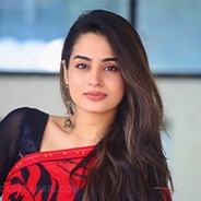 Ayesha Khan