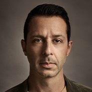 Jeremy Strong