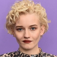 Julia Garner