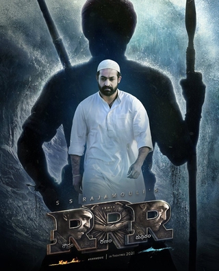 RRR (2022) - Cast, Reviews & Showtimes - District